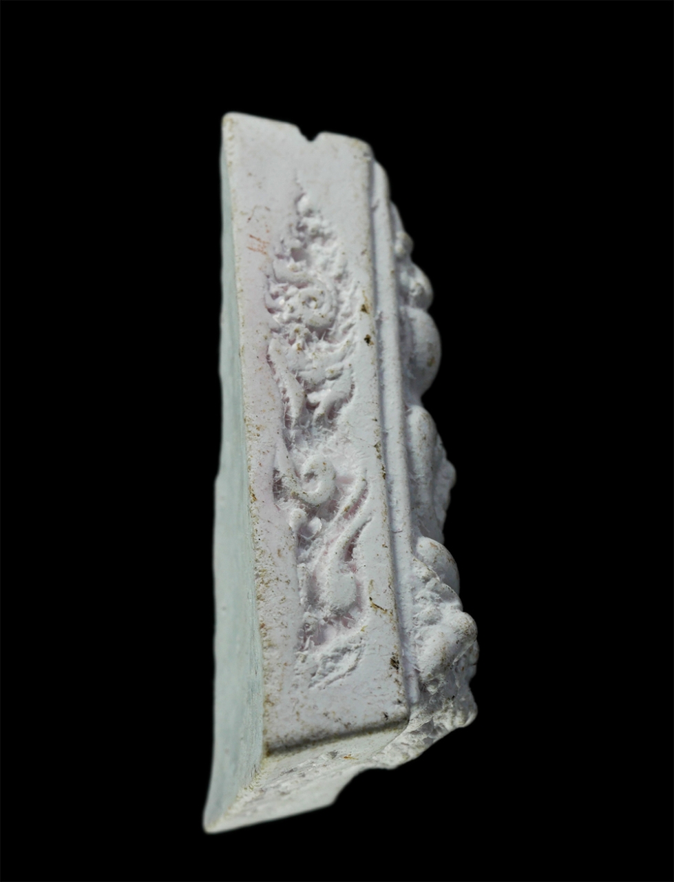 พระผงกล่องขาว17 (229)p.jpg - พระสมเด็จนางพญา พระผงจักรพรรดิหลวงปู่ดู่ วัตถุมงคลหลวงตาม้า วัดถ้ำเมืองนะ อ.เชียงดาว จ.เชียงใหม่ พระเก่าสวย มวลสารดี | https://kamulet.in.th